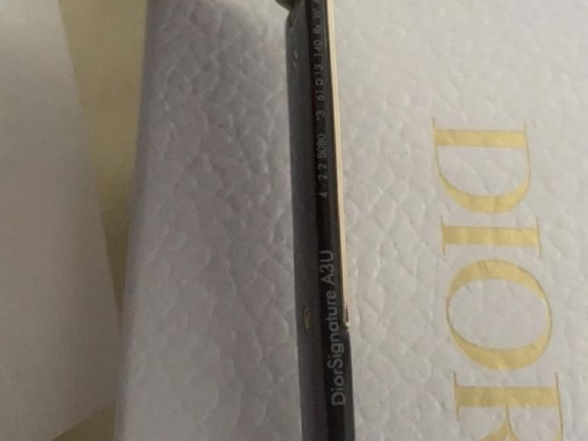 Dior - Signature A3U