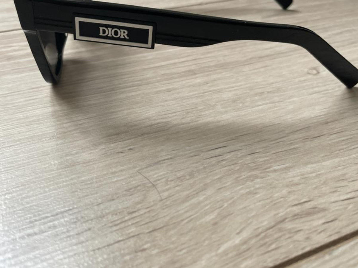 Dior - B 23S31