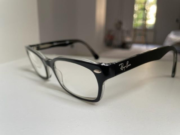 Ray-Ban - noir et transparente