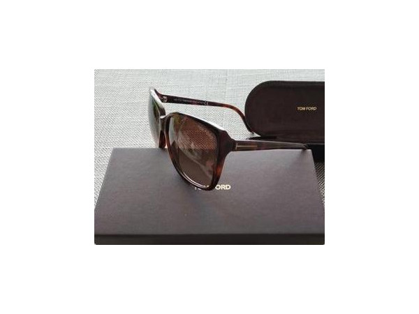 TOM FORD - FT228