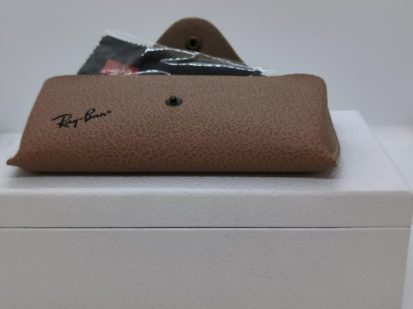 Ray-Ban - RB2298
