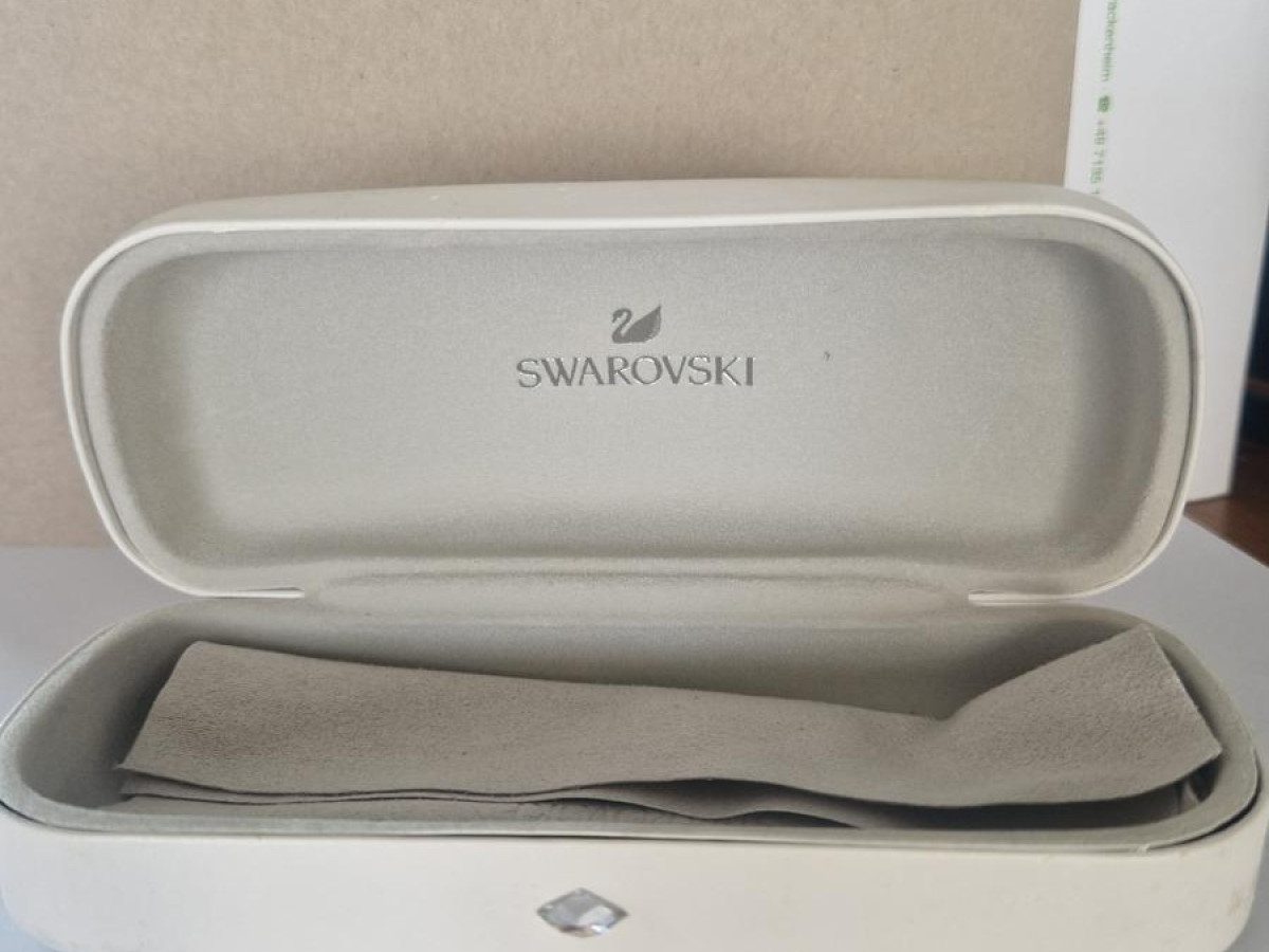 Swarovski deals eyeglass case