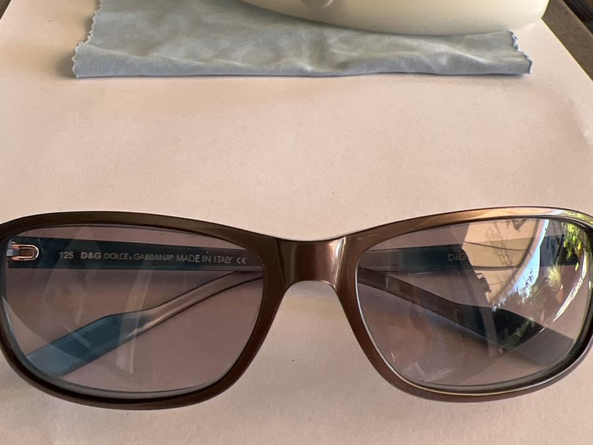 D&G - 2129