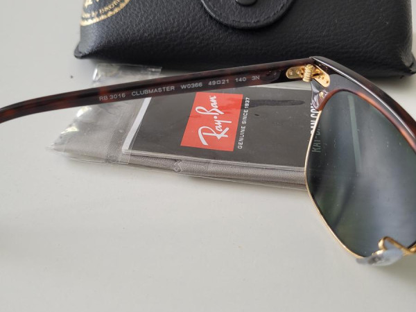 Rayban - RB3016 Clubmaster