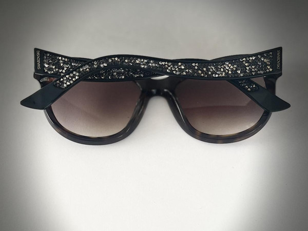Swarovski - SW110