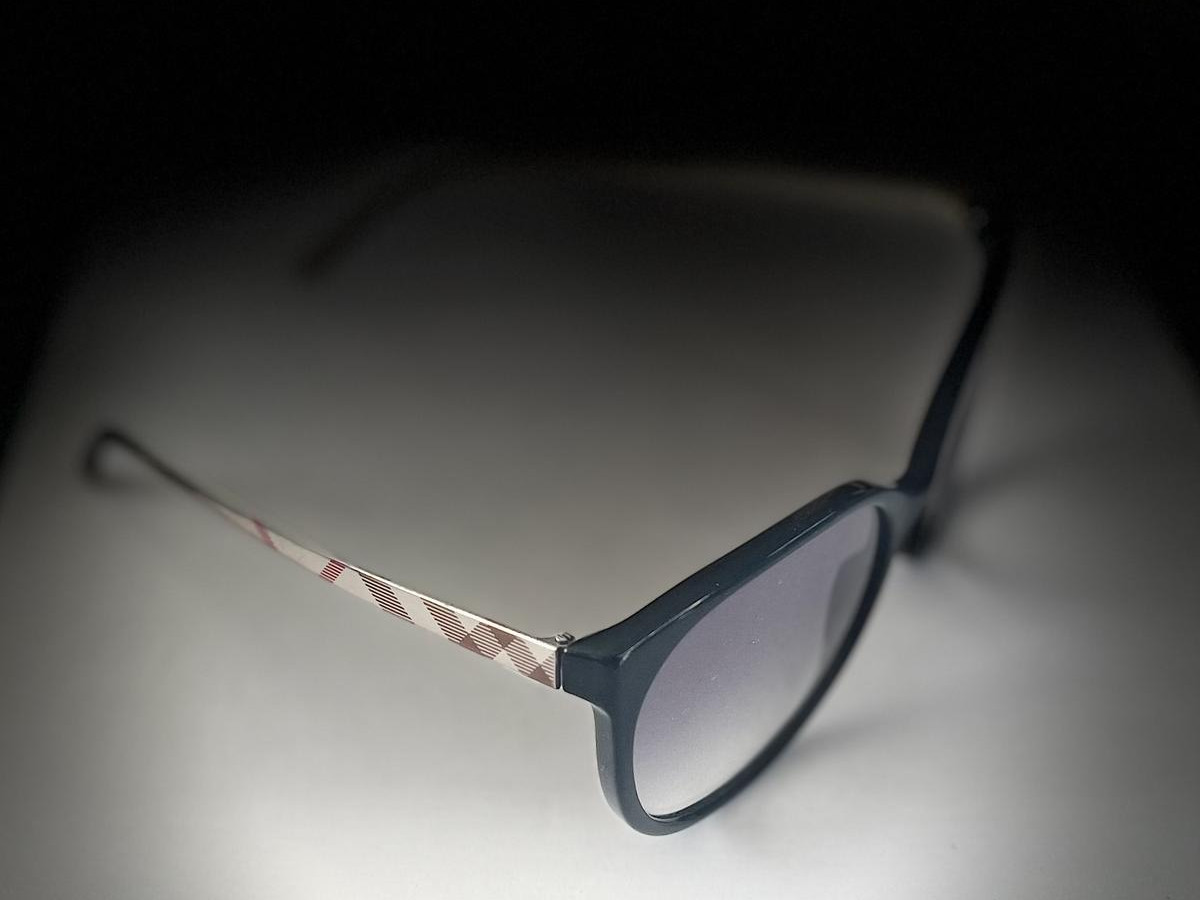 BURBERRY - B4146