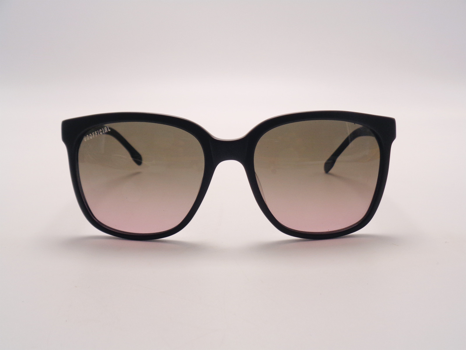 Lunettes de soleil Unofficial Noir Femme