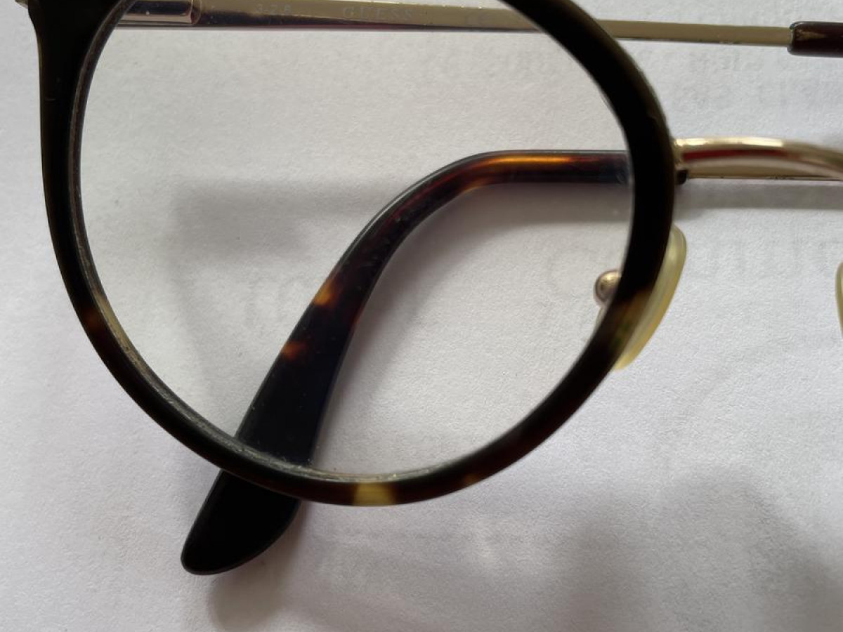 Guess - GU2707