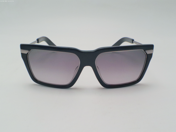 KARL LAGERFELD-KL784S