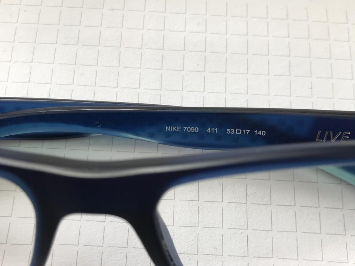 Nike - 7090