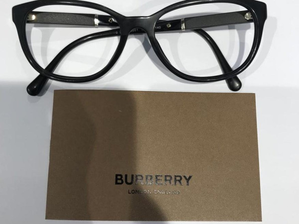Burberry - B2172