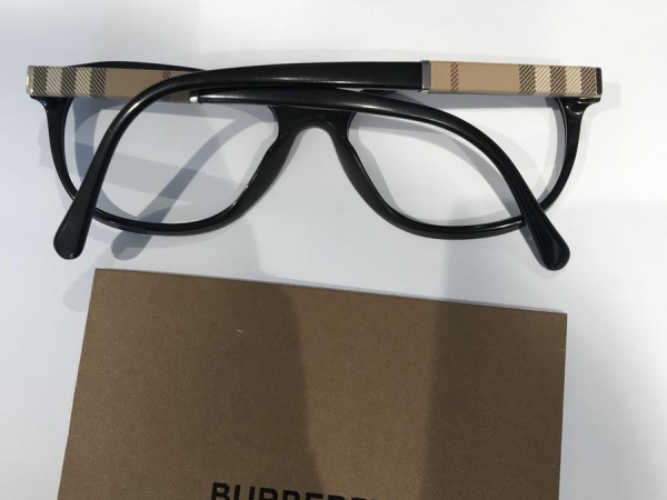 Burberry - B2172