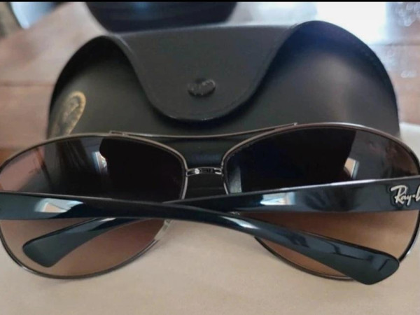 RAY-BAN - RB3386