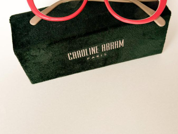 Caroline Abram - Bettina 30