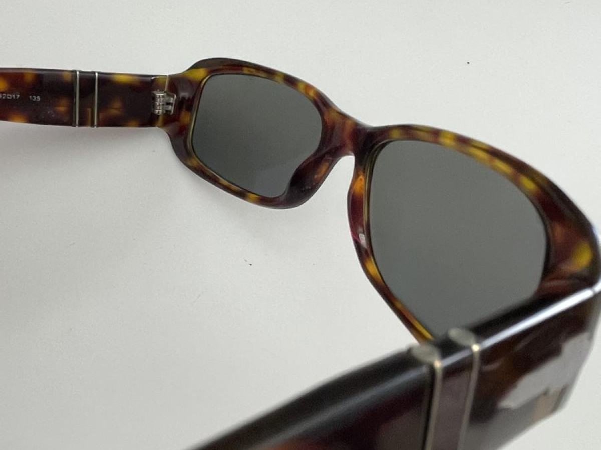 Persol