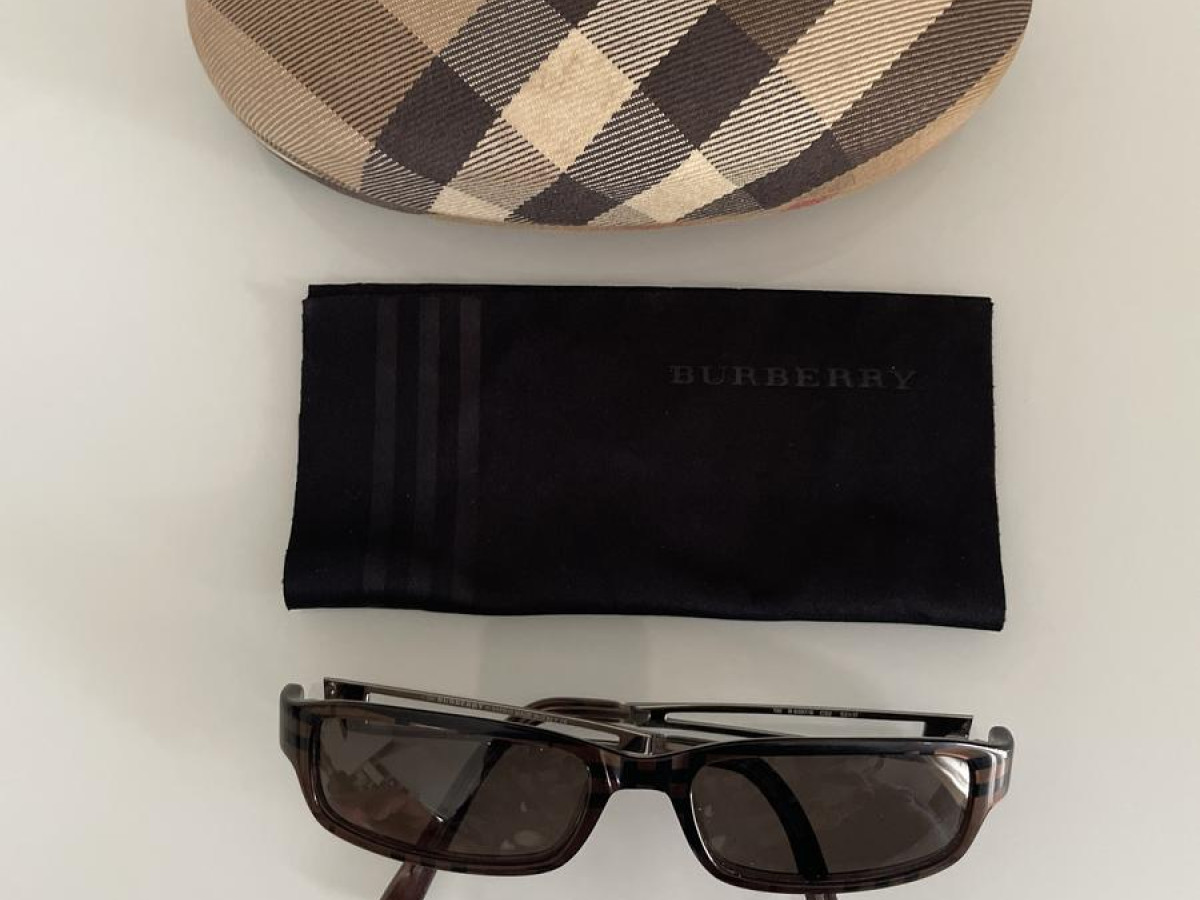 Burberry - B8397/S