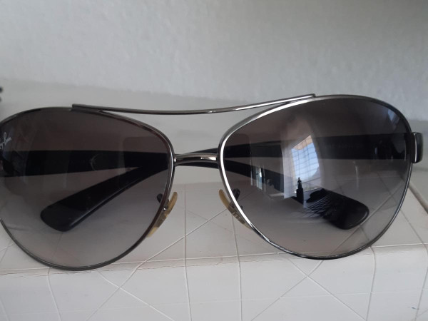 RAY-BAN RB3386