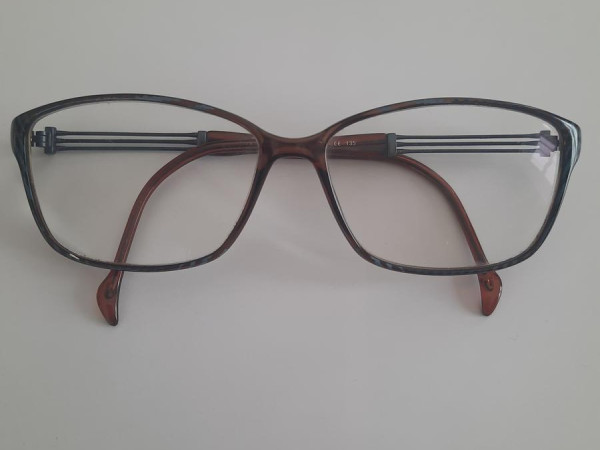 STEPPER-AMBRE ET BLEU-TITANUIM