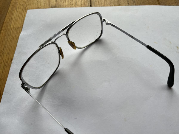 Silhouette - modèle 323 135