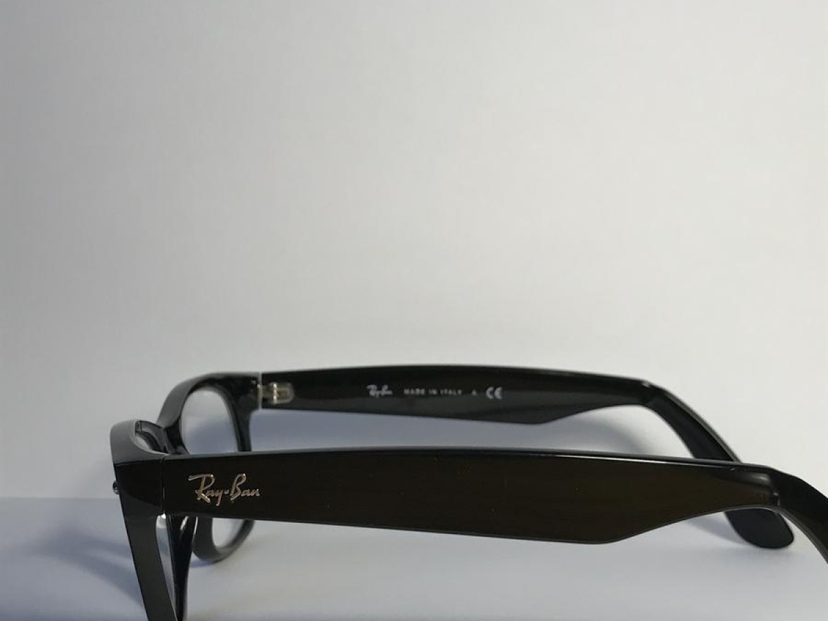 Ray-Ban - RB2132