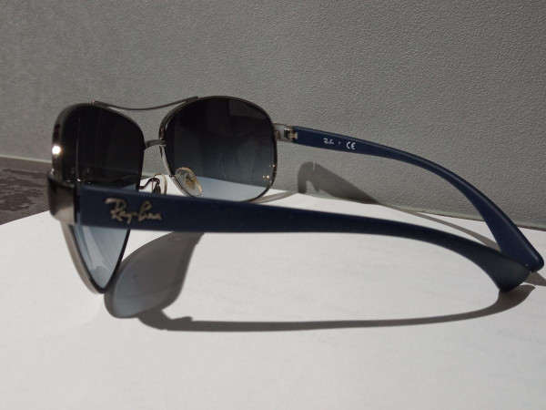 Ray-Ban RB3386