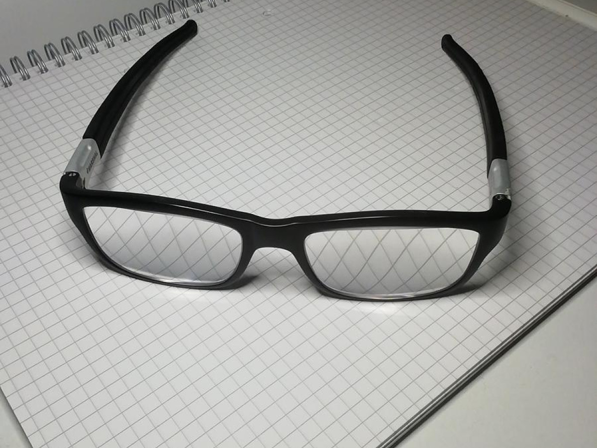 Oakley Marshal