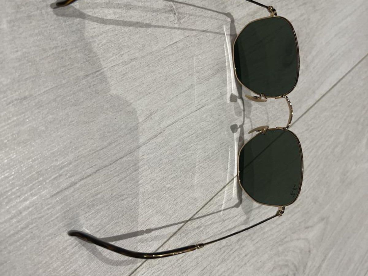 Ray-Ban - RB3548