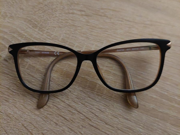 GUESS GU2754