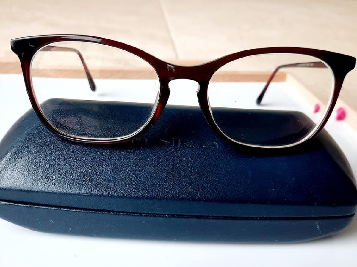 Lukkas LU 1603 rouge