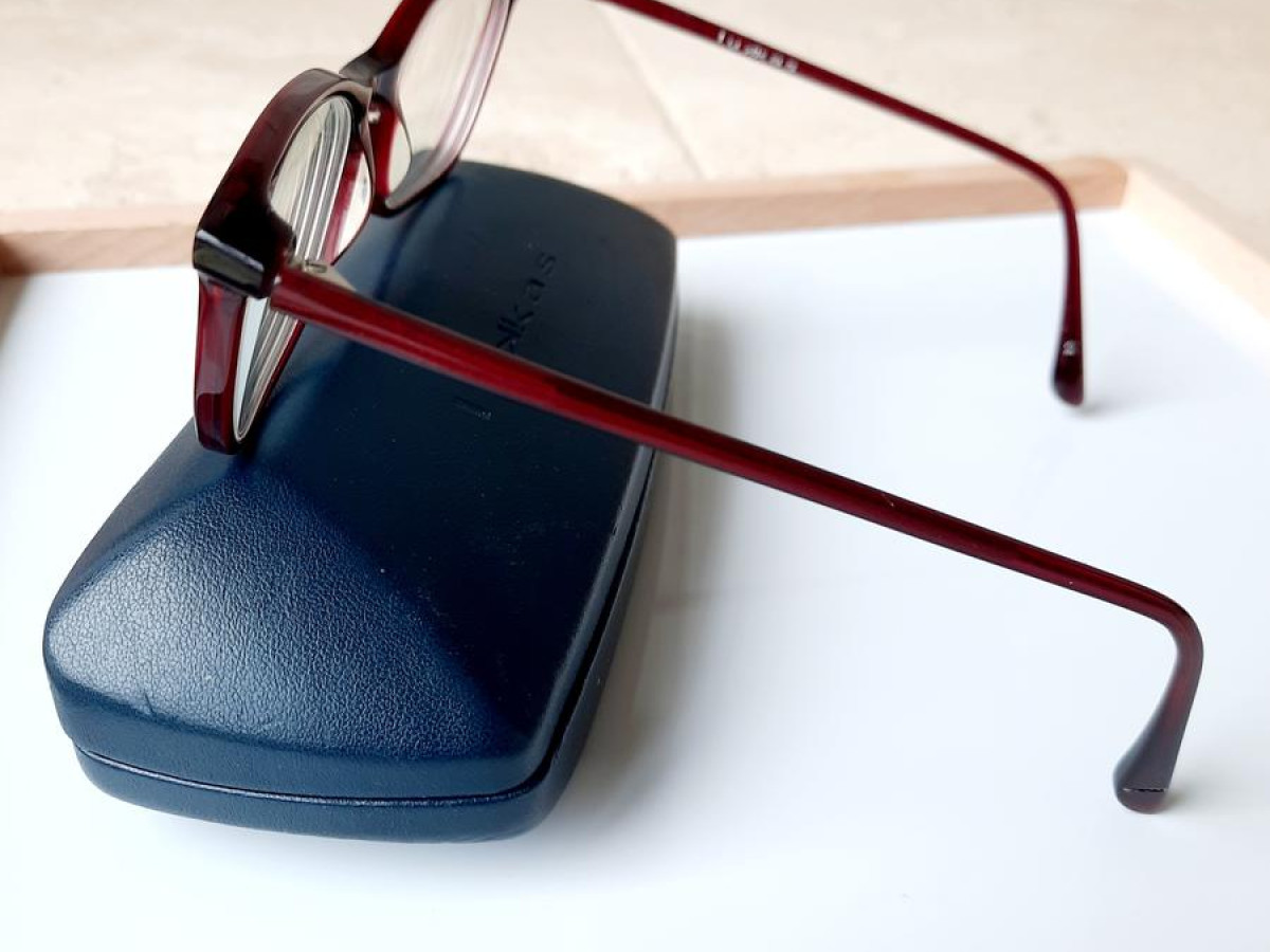 Lukkas LU 1603 rouge