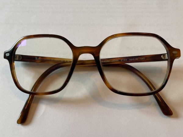 RAY-BAN
