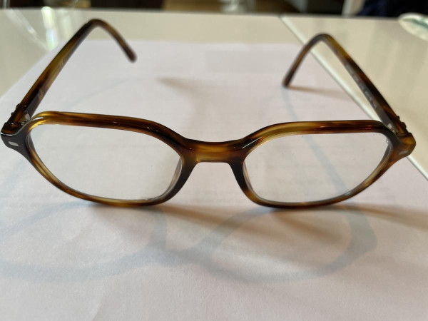 RAY-BAN