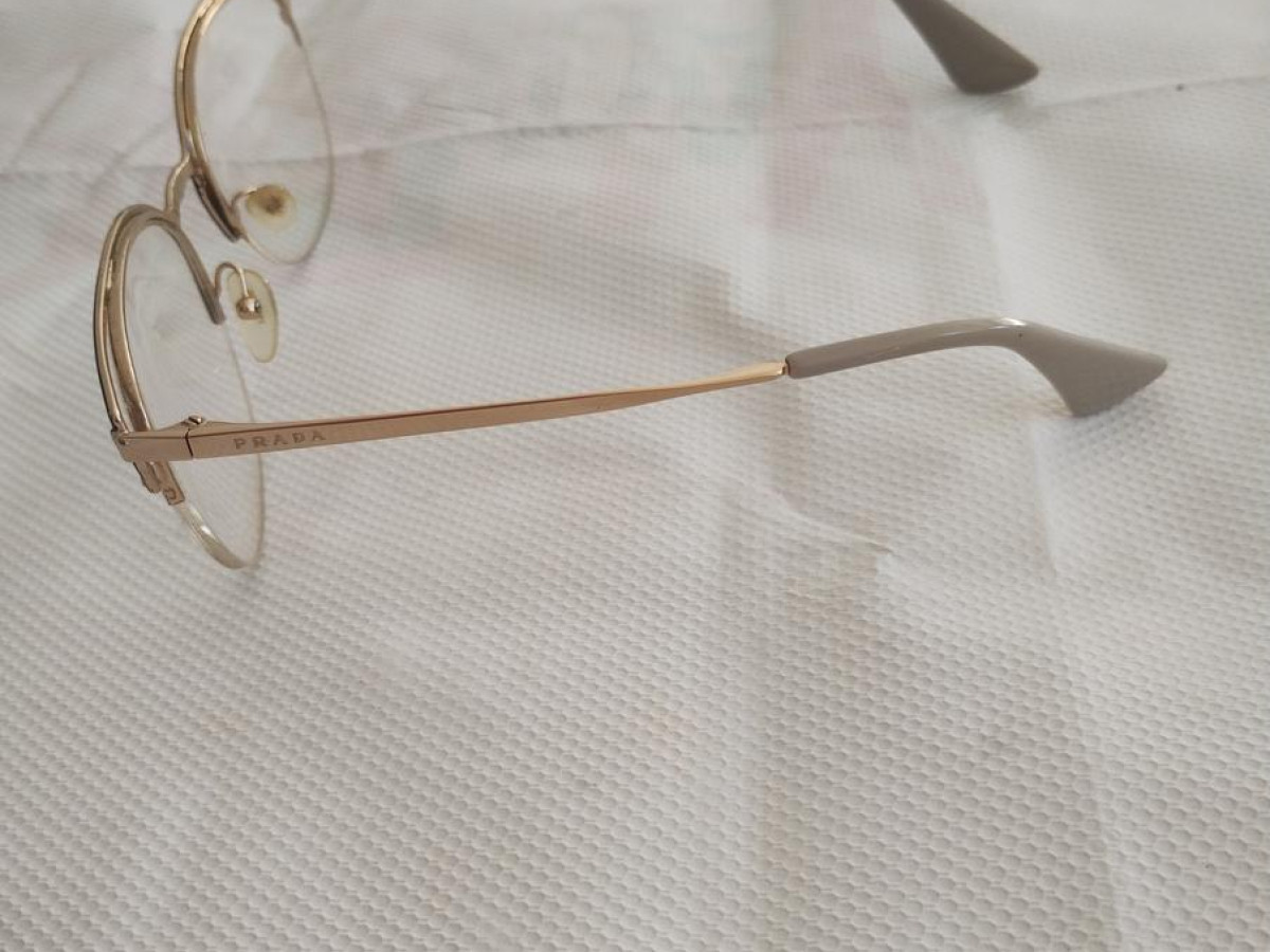 Prada VPR64U