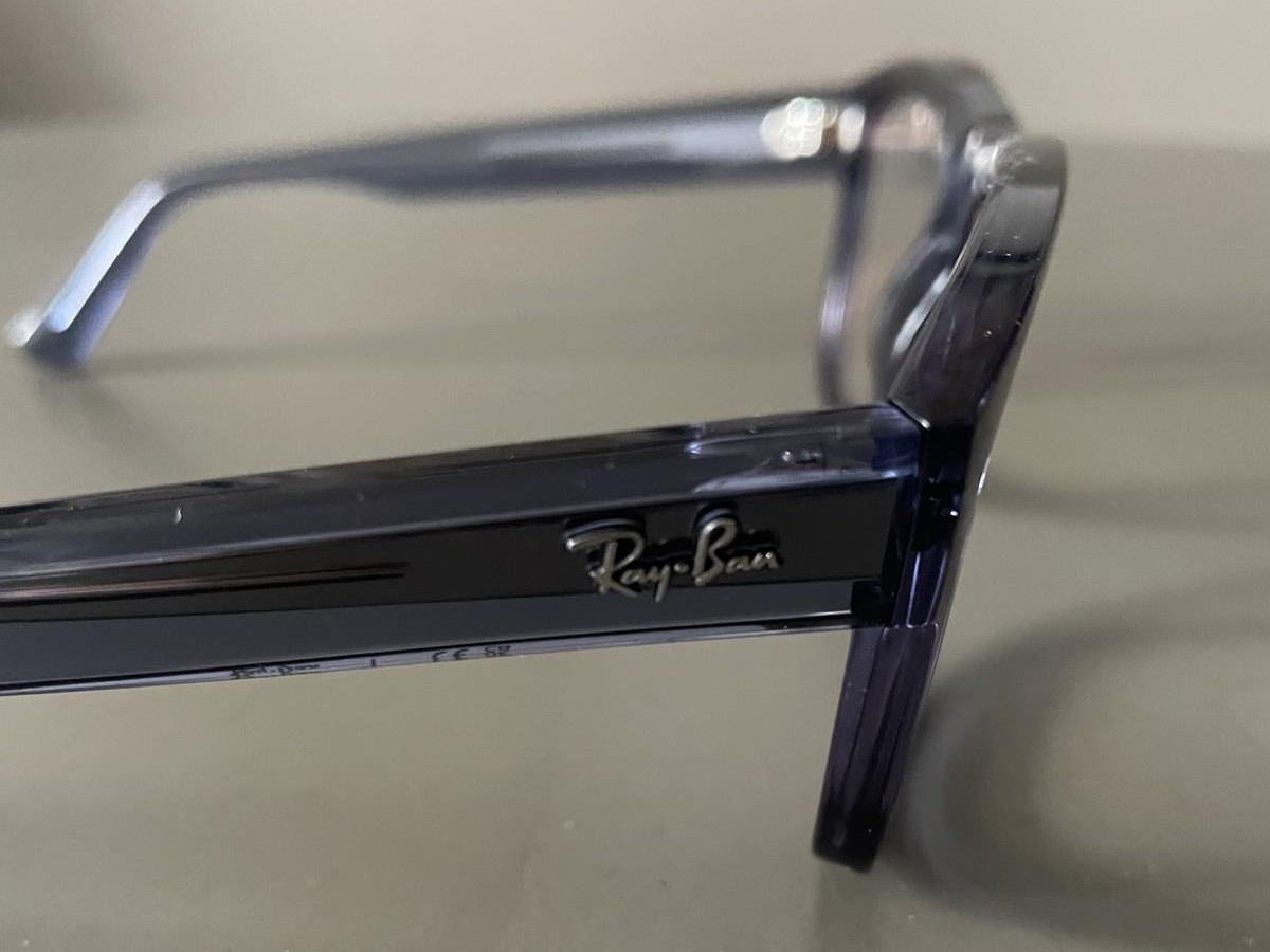 Ray ban