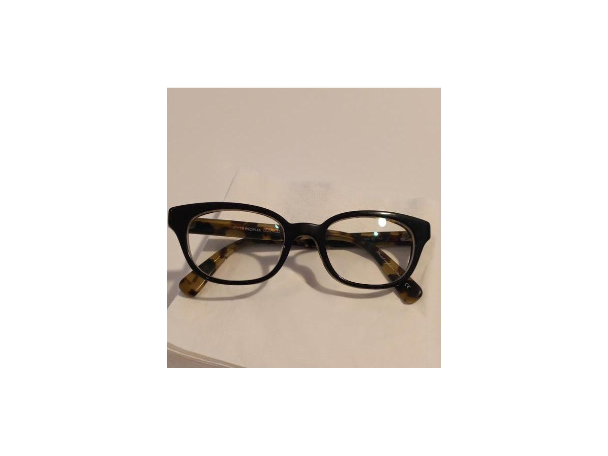 Oliver Peoples