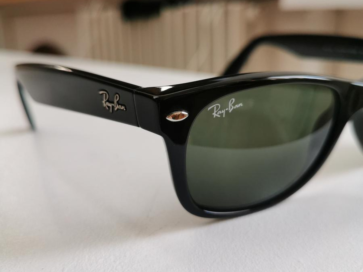 Ray-Ban - RB2132