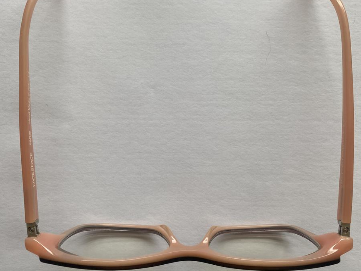 Face a face - Avril 2 51 16 135