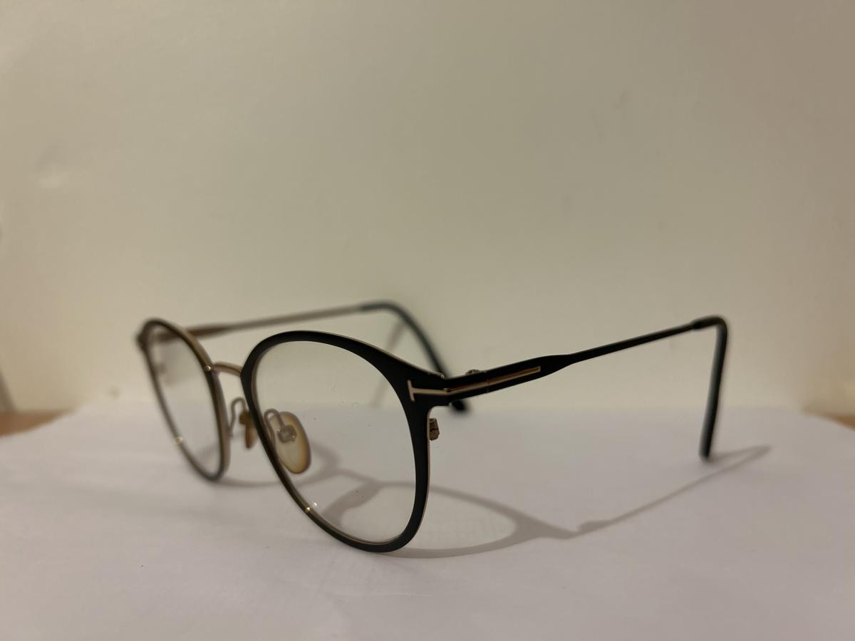 Tom Ford - 5528-b