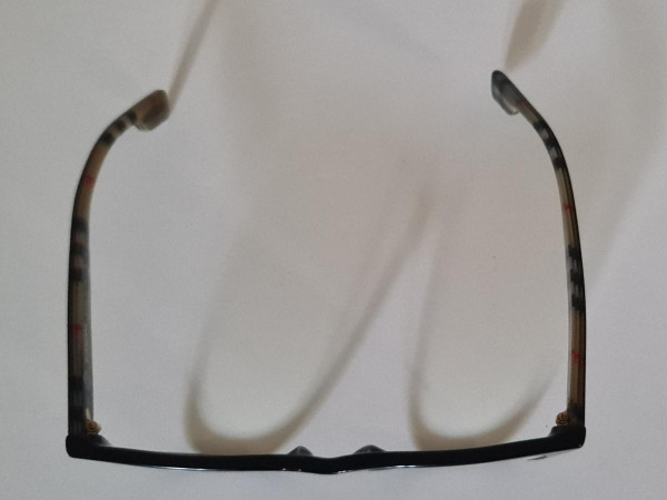 Burberry - B2347 3942