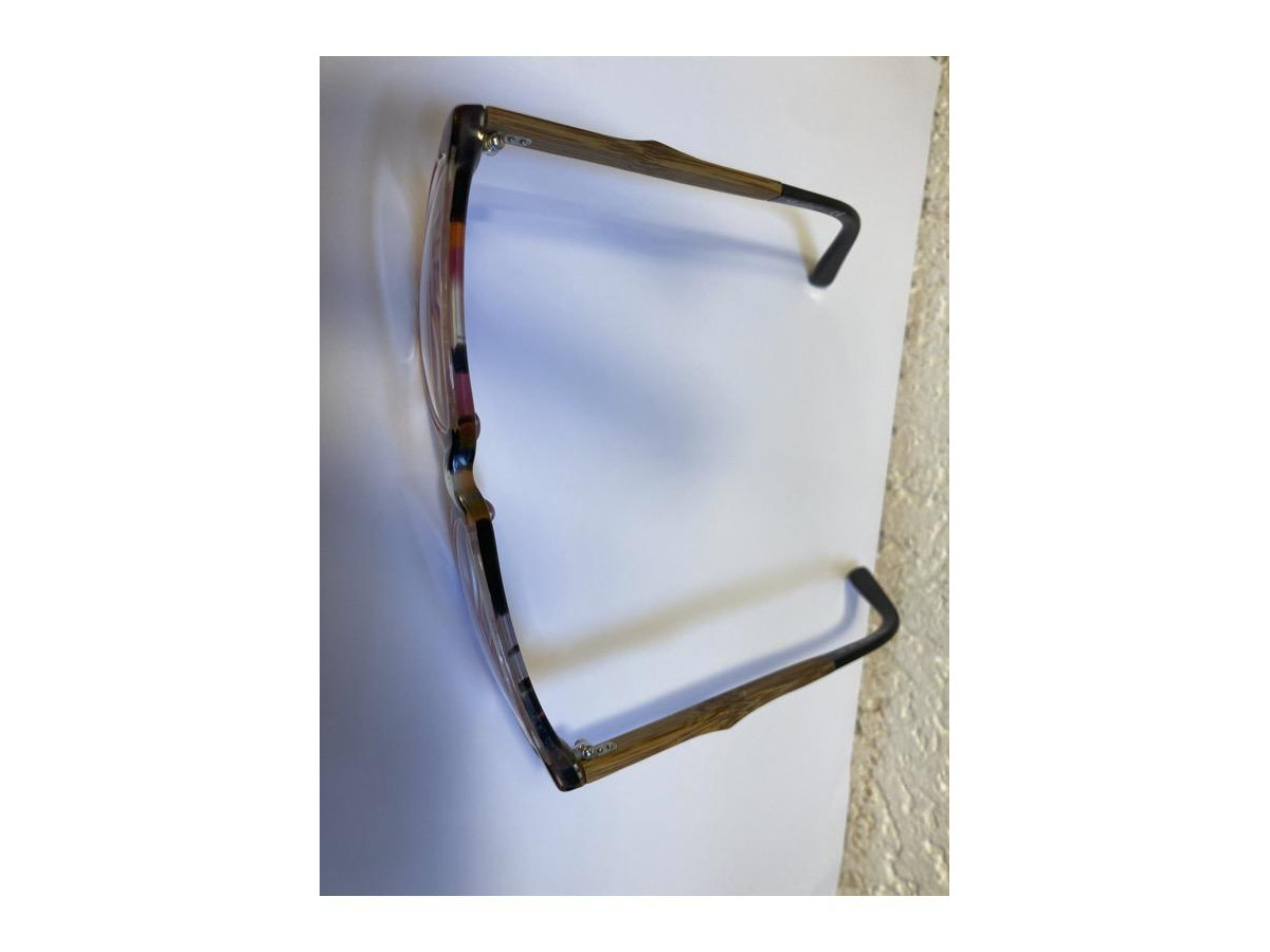 YEARLING - Y12 52 16 140 001