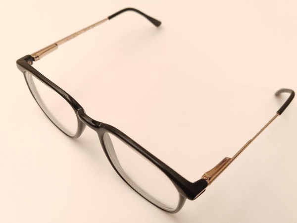 Yves de Saint Pierre 0 50