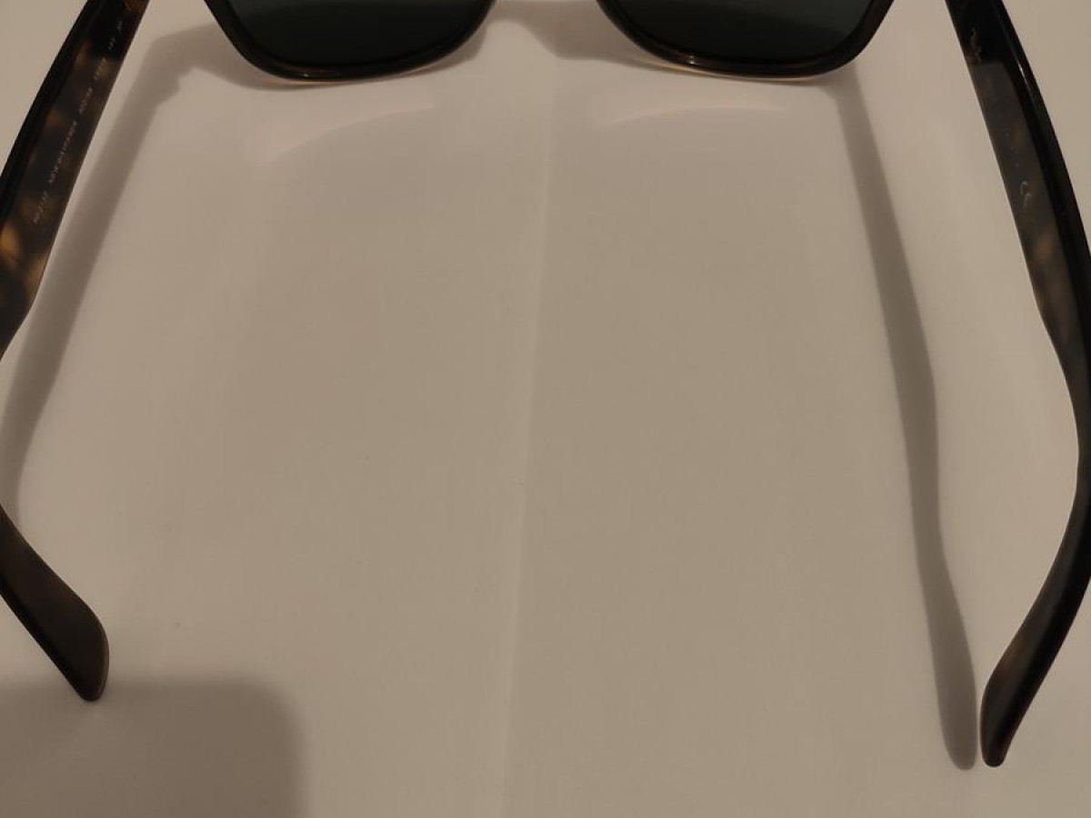 Ray Ban