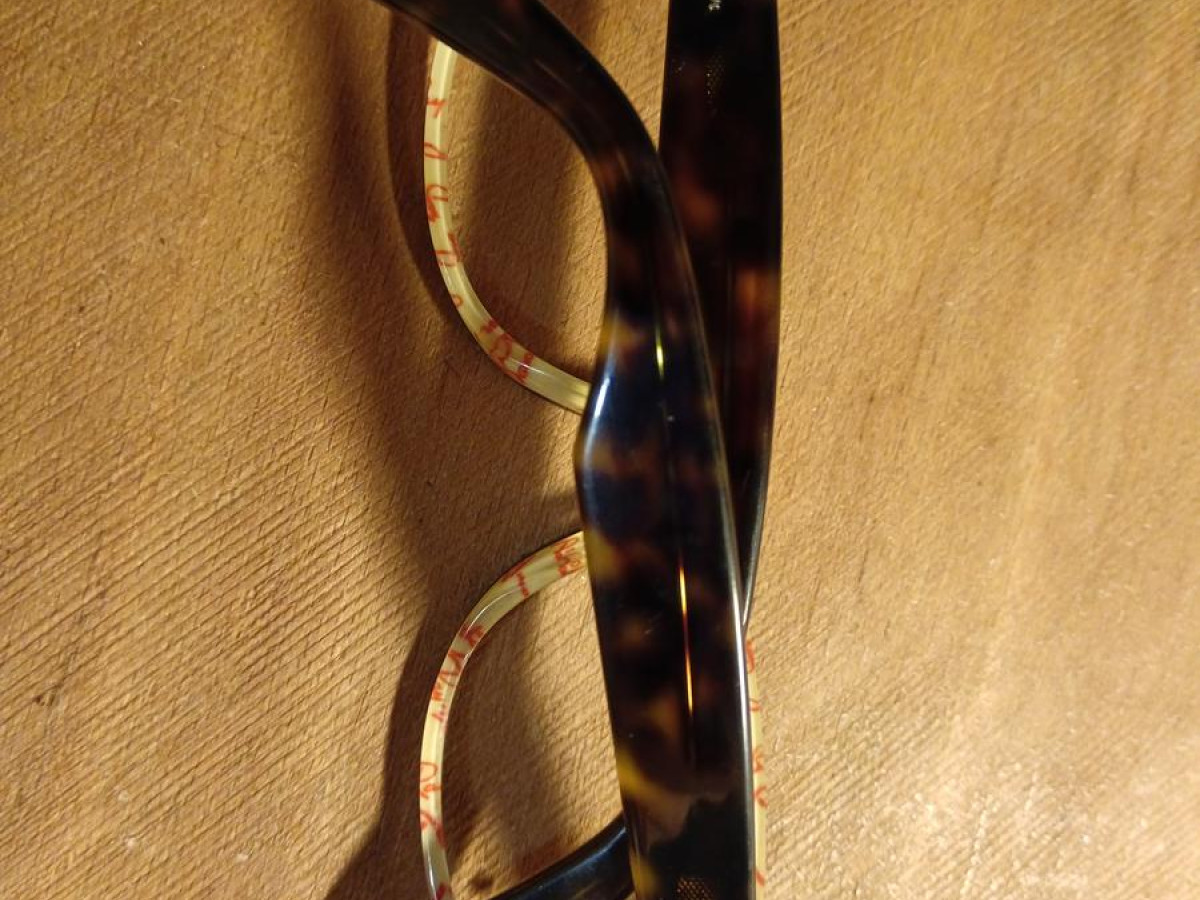 Ray ban