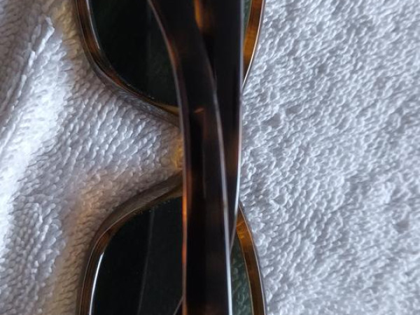 Ray Ban