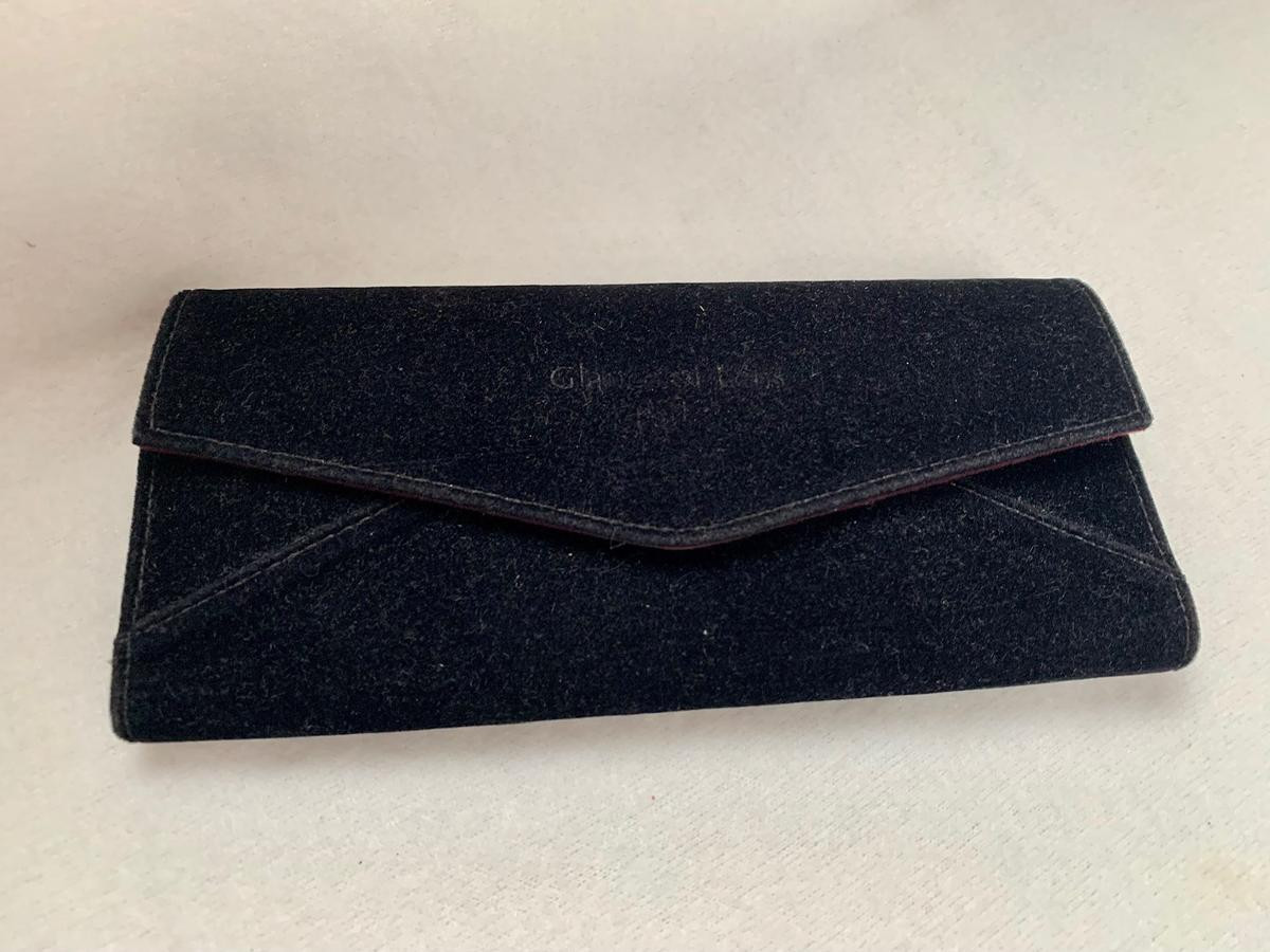 GLANCE OF LENS - French design