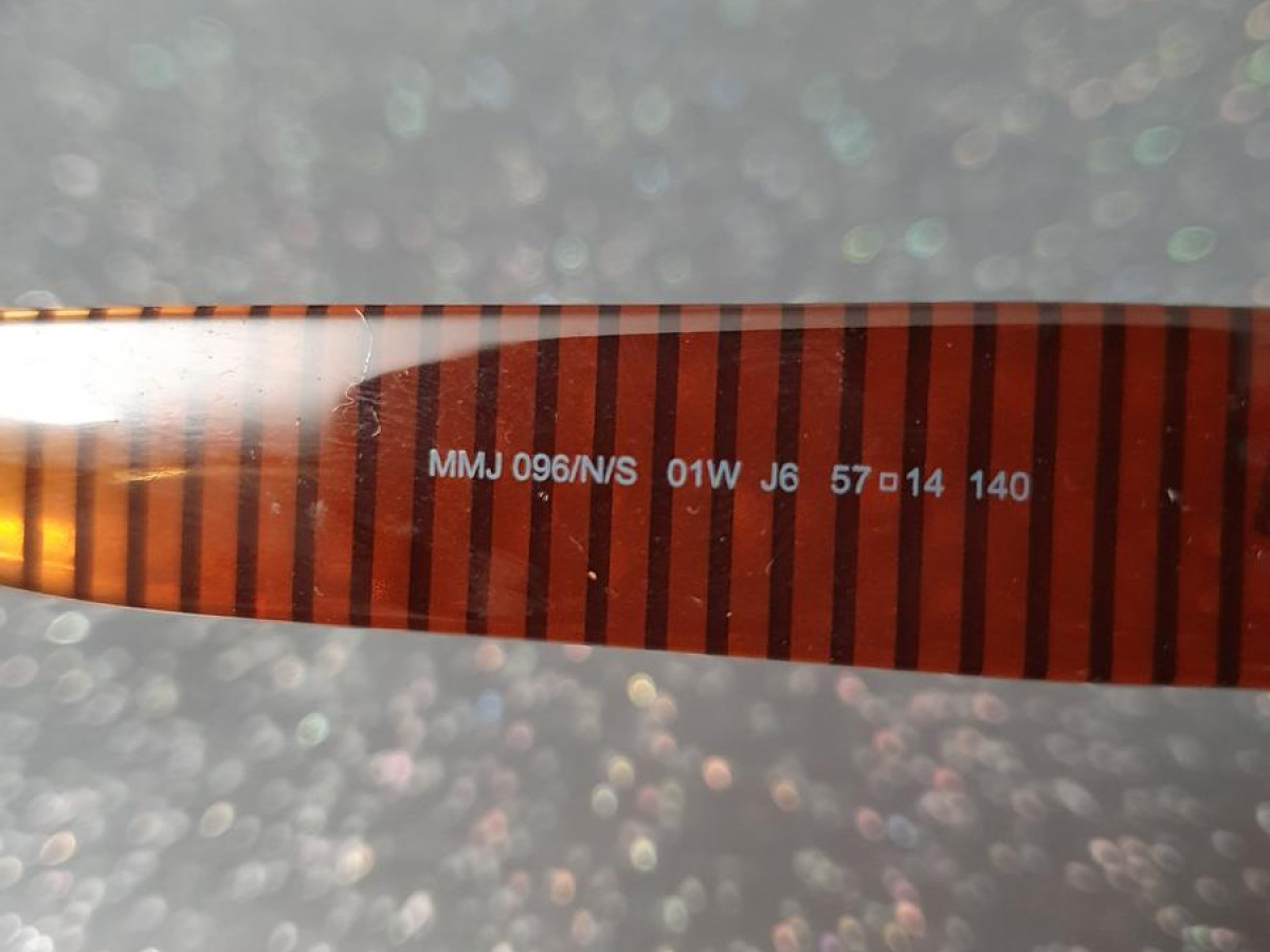 MARC JACOBS - MMJ096