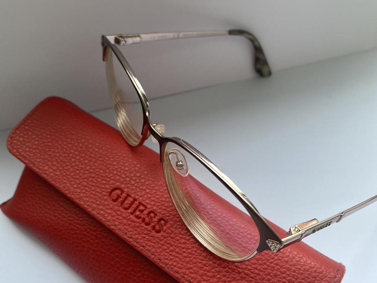 Guess- GU2633-S