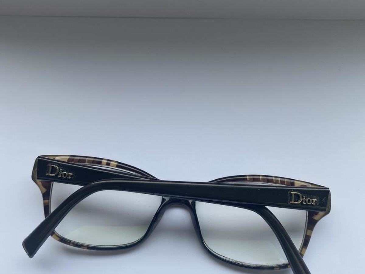 Dior - PH602ARYSK