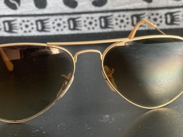 Ray-Ban