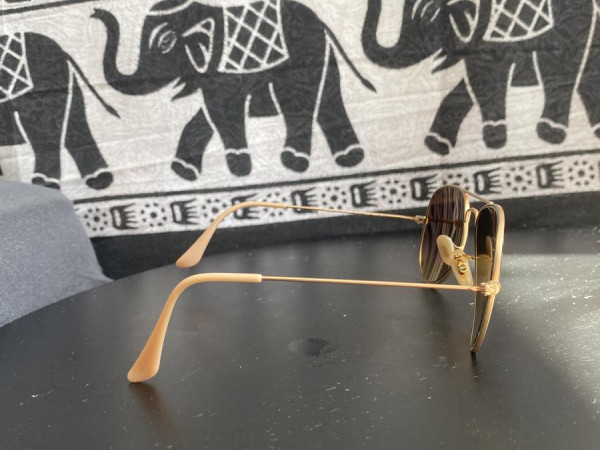 Ray-Ban